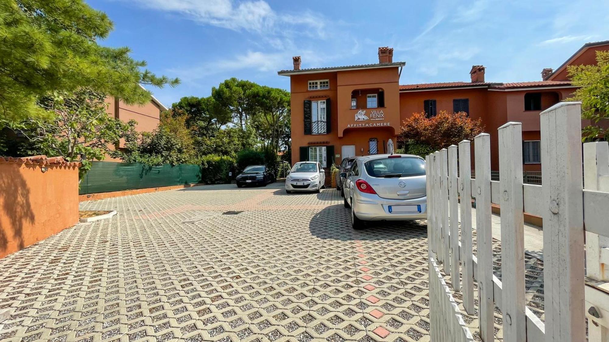 Villa Fenix Osio Sotto Luaran gambar