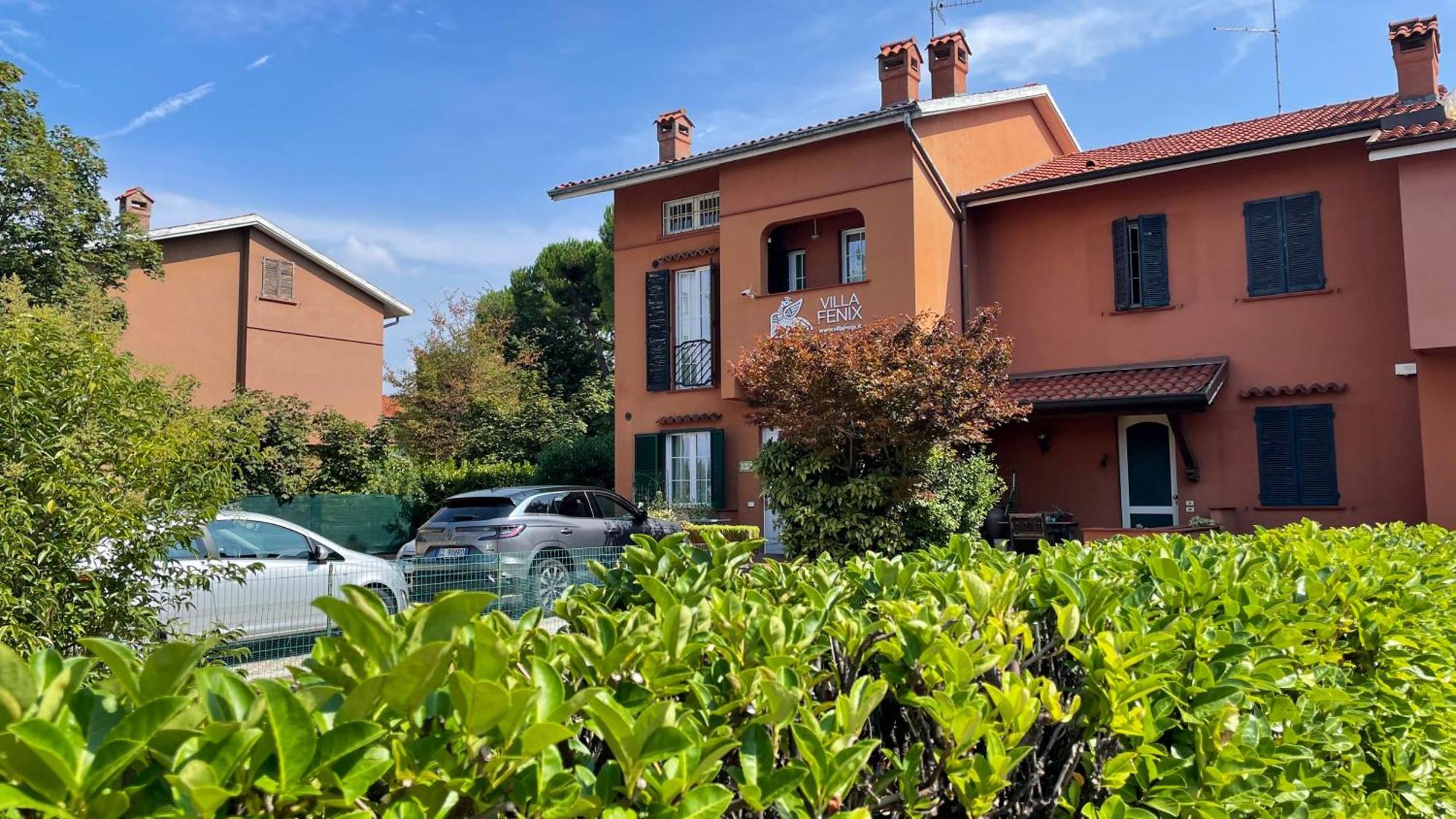 Villa Fenix Osio Sotto Luaran gambar