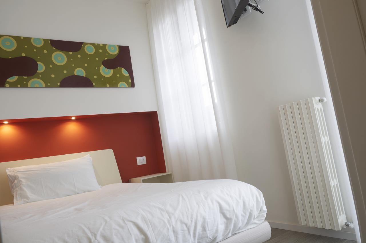 Villa Fenix Osio Sotto Luaran gambar