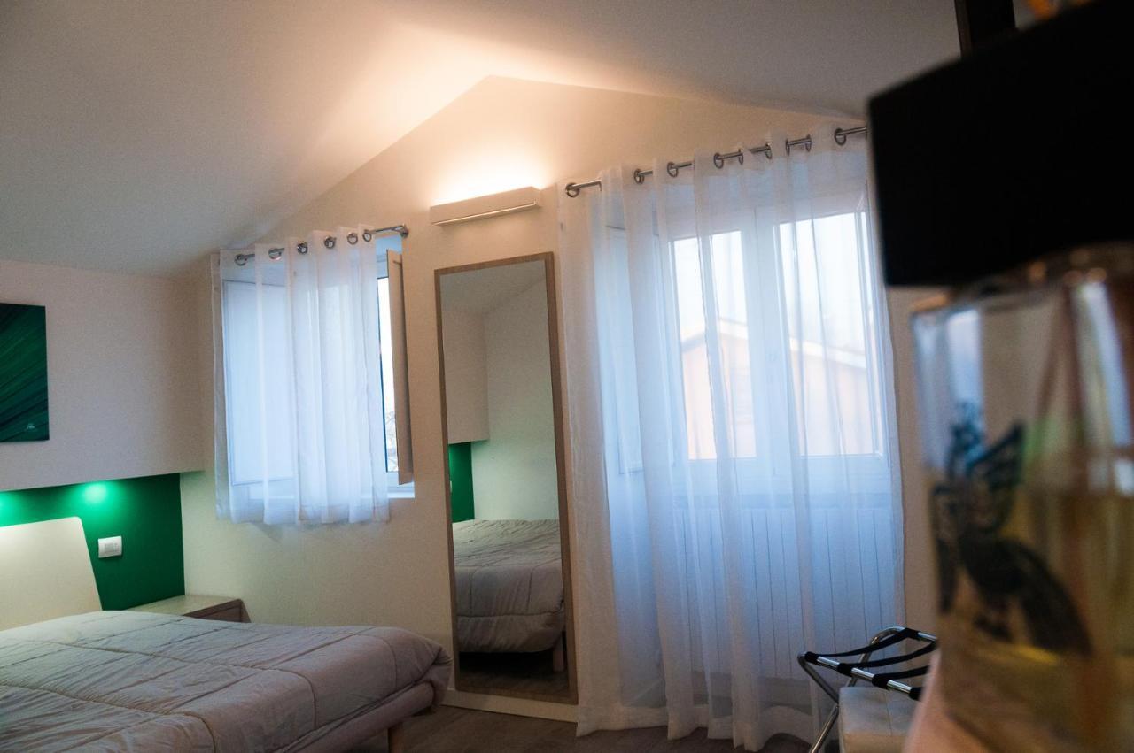 Villa Fenix Osio Sotto Luaran gambar